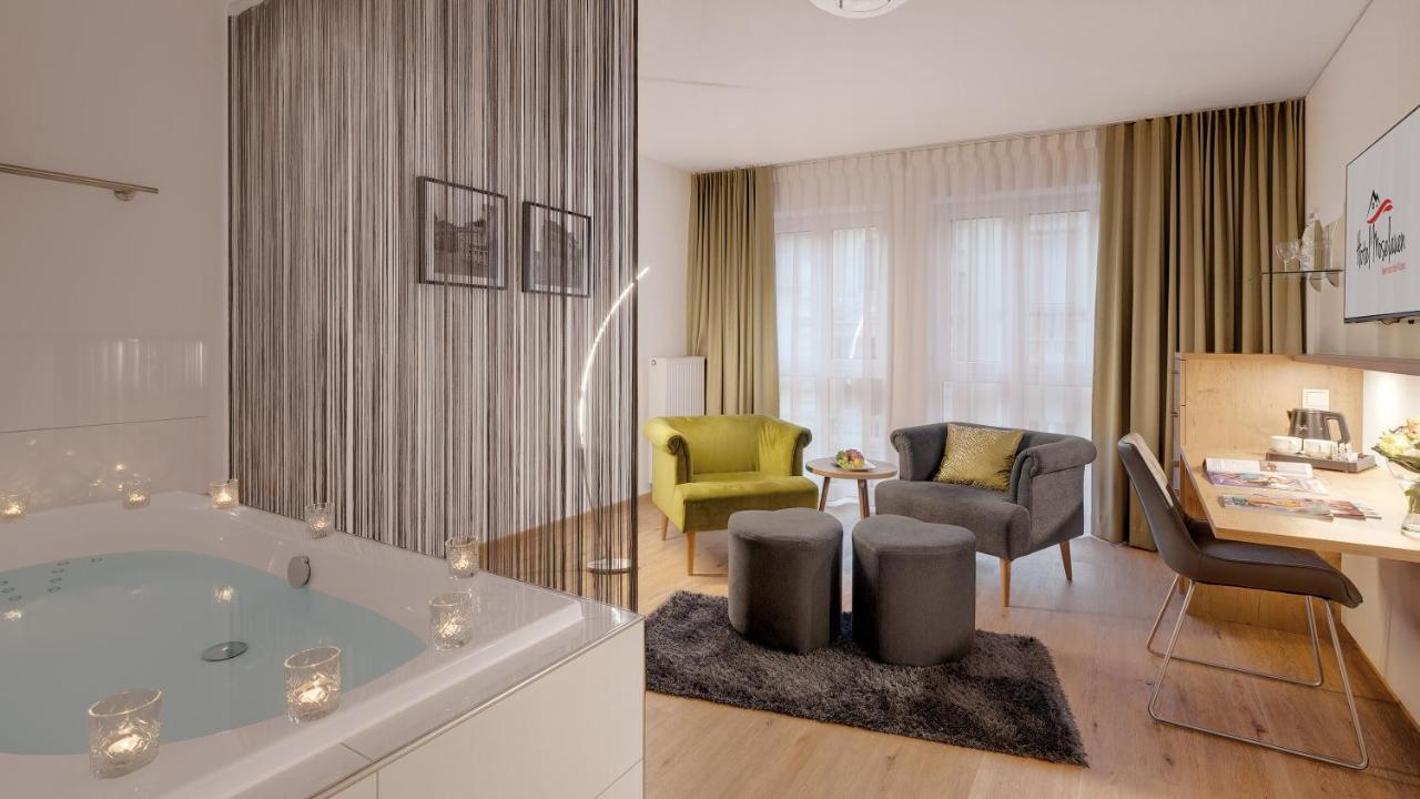 Hotel Moselauen Commune fusionnée de Commune fusionnée de Bernkastel-Kues Extérieur photo